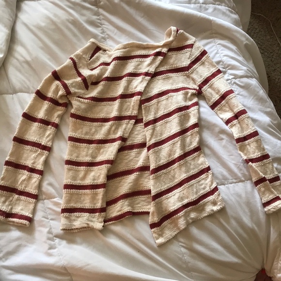 Beachy long sleeve splendid top with open back - Picture 2 of 2